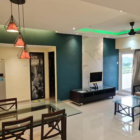 Sri Sayang Home Stay Georgetown Luaran gambar